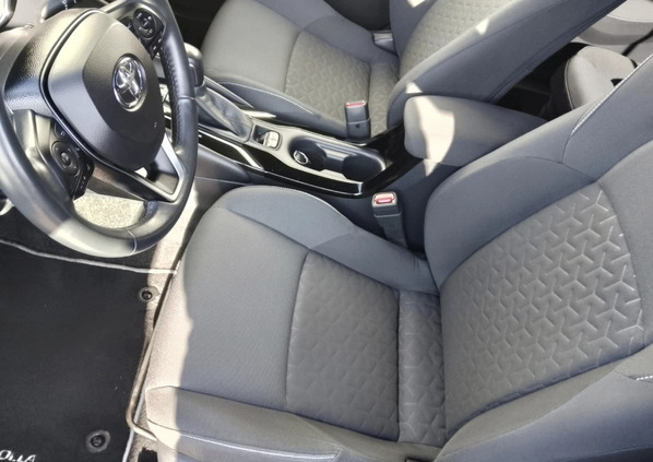 Toyota Corolla cena 73000 przebieg: 73000, rok produkcji 2019 z Radom małe 191